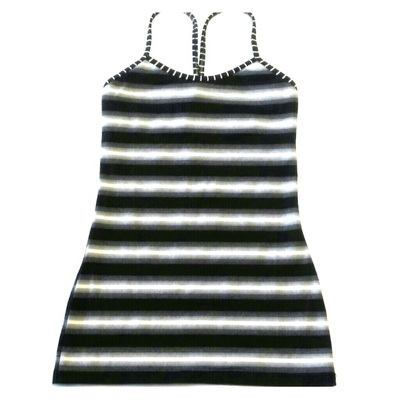 lululemon athletica Tops - Lululemon Athletica Power Y activewear tank top